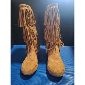 Knee-High Brown Suede Fringe Moccasin Boots Size 7M